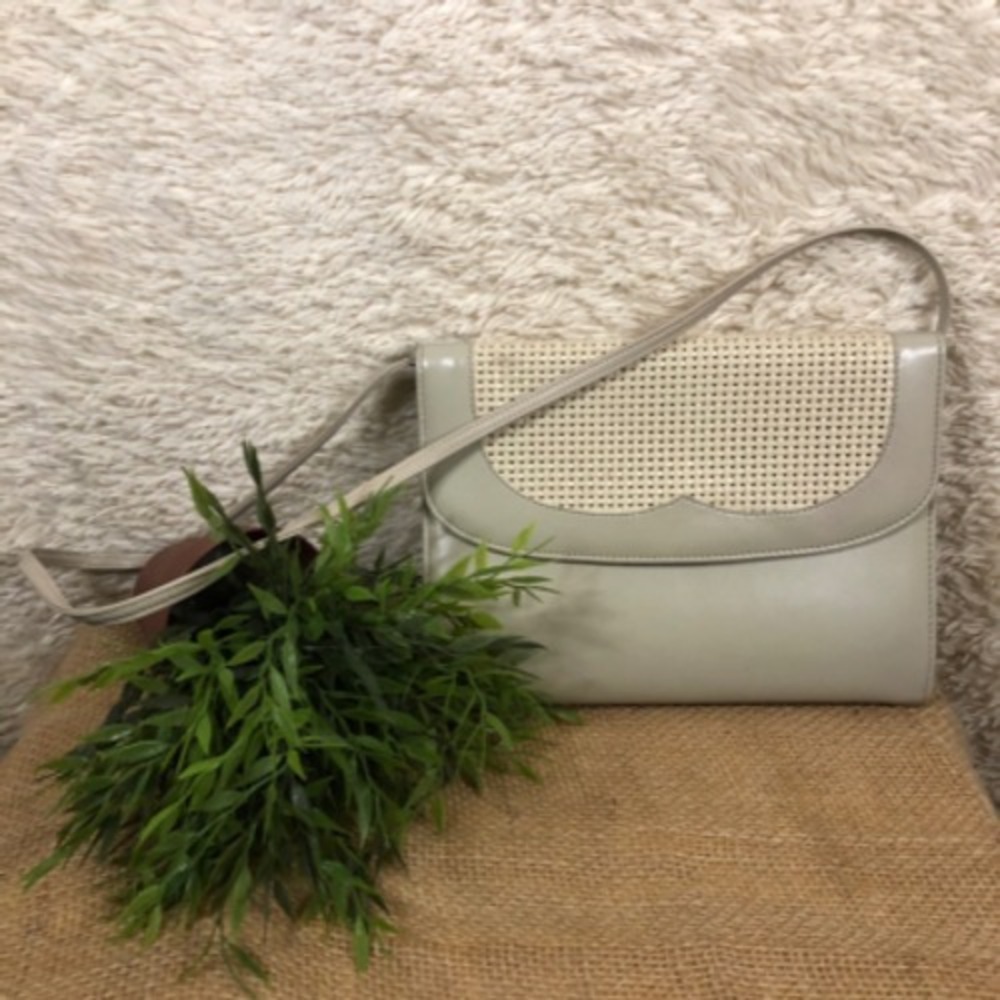 Vintage Womens Messenger‎ Bag Beige Snap Closure Basketweave Flap Sling Strap S